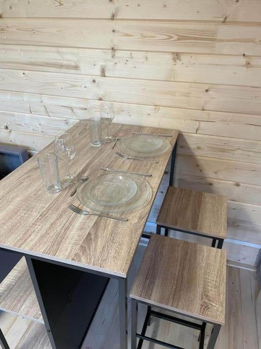 Tiny House Toute Equipee Avec Jardin Saint-Florent-sur-Cher Luaran gambar