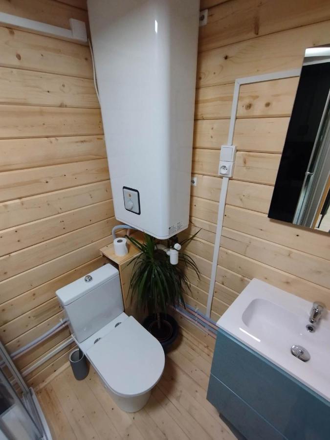 Tiny House Toute Equipee Avec Jardin Saint-Florent-sur-Cher Luaran gambar