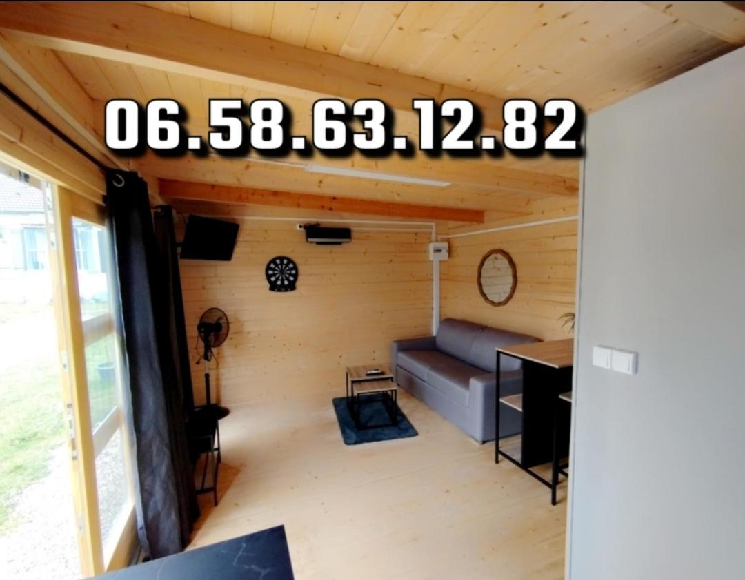 Tiny House Toute Equipee Avec Jardin Saint-Florent-sur-Cher Luaran gambar