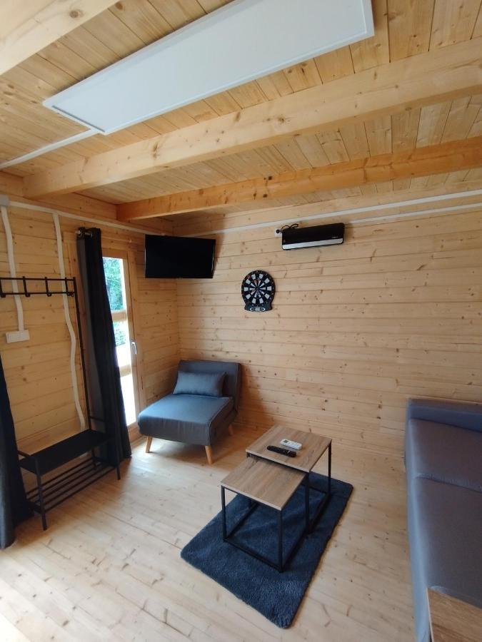 Tiny House Toute Equipee Avec Jardin Saint-Florent-sur-Cher Luaran gambar
